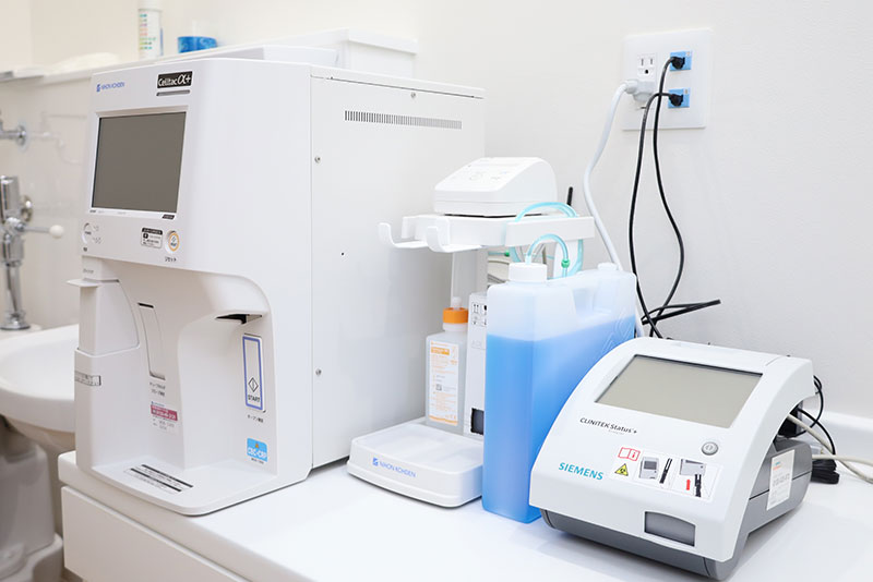 自動血球計数CRP測定装置/尿化学分析装置